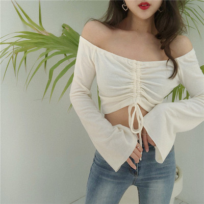 Κομψή γυναικεία κοντομάνικη μπλούζα με φαρδιά μανίκια σε δύο χρώματα