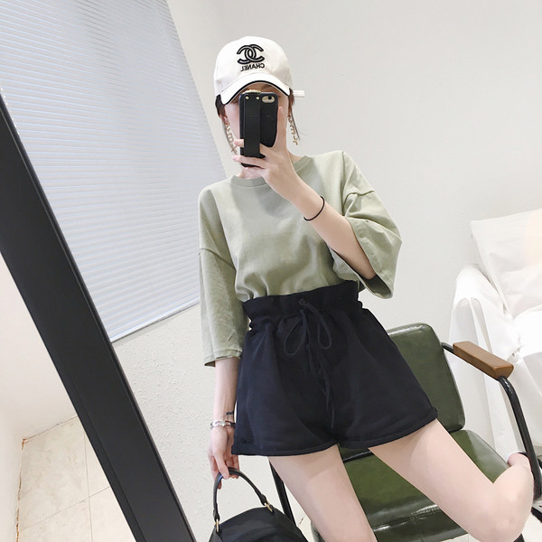 Női alkalmi, magas derekú rövidnadrág