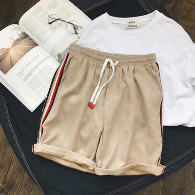 Casual αντρικά σορτς σε διάφορα χρώματα με ένα στρίφωμα