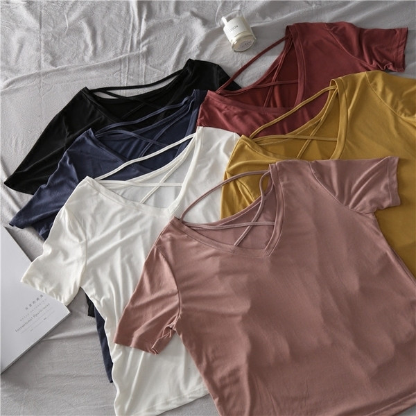 Γυναικείο μπλουζάκι με ντεκολτέ σε σχήμα V σε διαφορετικά χρώματα