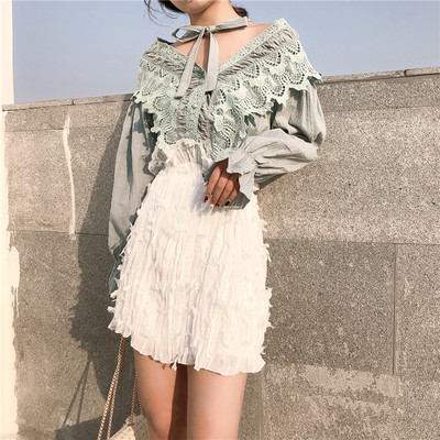 Σύγχρονη γυναικεία  μικρή φούστα με υψηλή μέση και διακοσμητικό μίνι περιθώριο σε τρία χρώματα