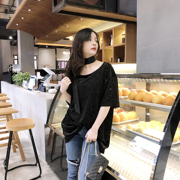 Μοντέρνα γυναικεία μπλούζα σε ελεύθερο στυλ με λαμπερά σωματίδια σε δύο χρώματα