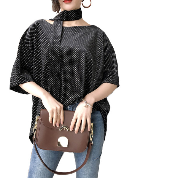 Μοντέρνα γυναικεία μπλούζα σε ελεύθερο στυλ με λαμπερά σωματίδια σε δύο χρώματα