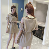 Καθημερινό γυναικείο φόρεμα με ντεκολτέ σε σχήμα V 