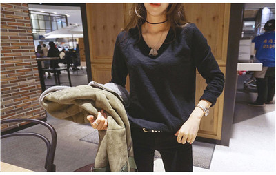 Γυναικεία μπλούζα για την άνοιξη με μακριά μανίκια σε μαύρο και άσπρο χρώμα