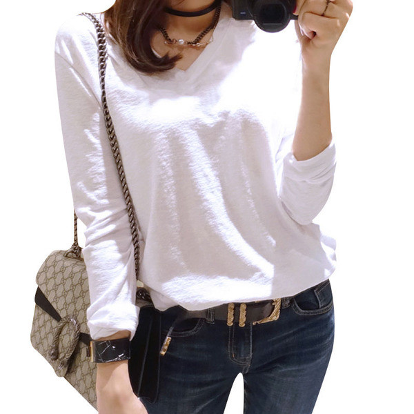 Γυναικεία μπλούζα για την άνοιξη με μακριά μανίκια σε μαύρο και άσπρο χρώμα