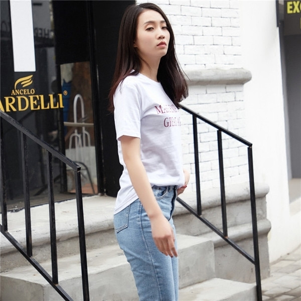 Női alkalmi póló rövid ujjal, fehér színben és felirattal