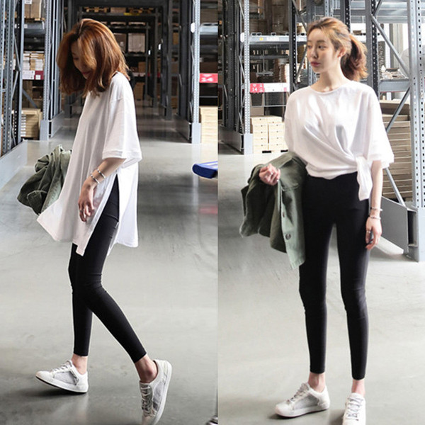 Γυναικεία ελεύθερη μπλούζα με μανίκι 3/4 και πλάγια σχισμή