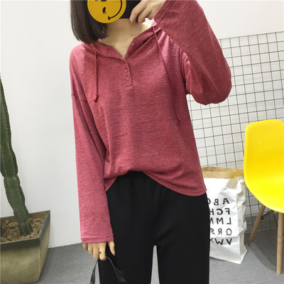 Ανοιξιάτικη γυναικεία  μπλούζα σε φρέσκα χρώματα με μακριά μανίκια και κουκούλα