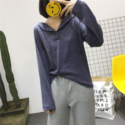 Ανοιξιάτικη γυναικεία  μπλούζα σε φρέσκα χρώματα με μακριά μανίκια και κουκούλα