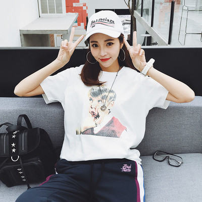 Γυναικεία μπλούζα με  3/4  μανίκι - άσπρο και μαύρο χρώμα