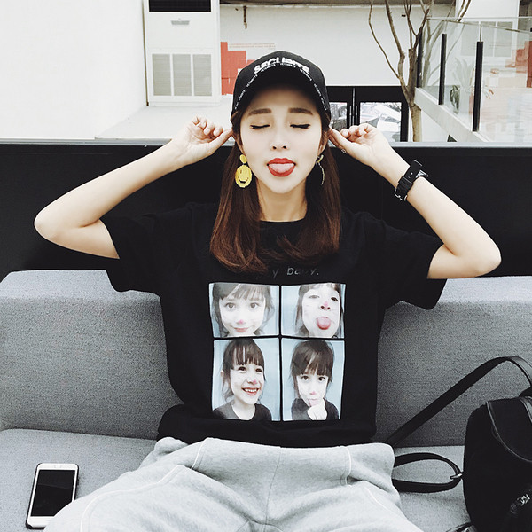 Γυναικείες μπλούζες κοντό μανίκι με εφαρμογές - άσπρο και μαύρο