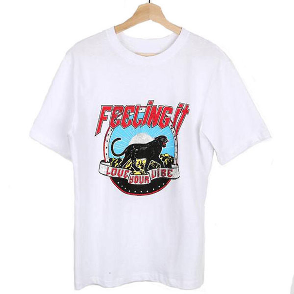 Női póló széles modell színes nyomattal és felirattal