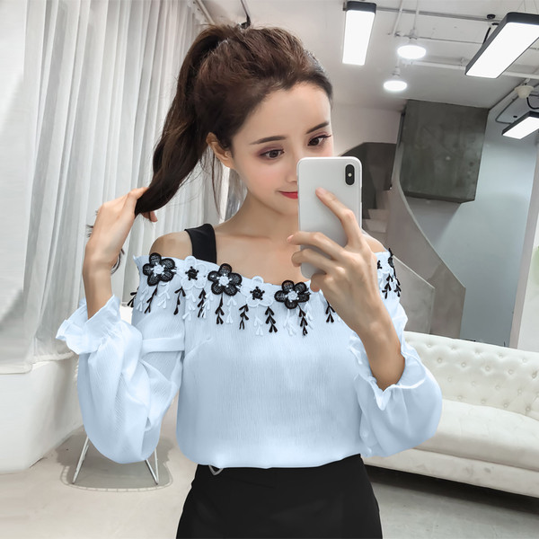 Egyszerű női ing vágott vállú, 3D virágmotívumokkal