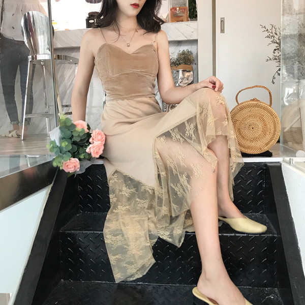 Stílusos női rövid felső puha bársonyból vékony pántokkal, két színben