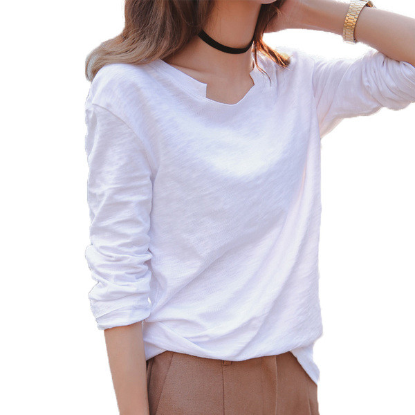 Női hosszú ujjú blúz O-nyakkal, fehér színben