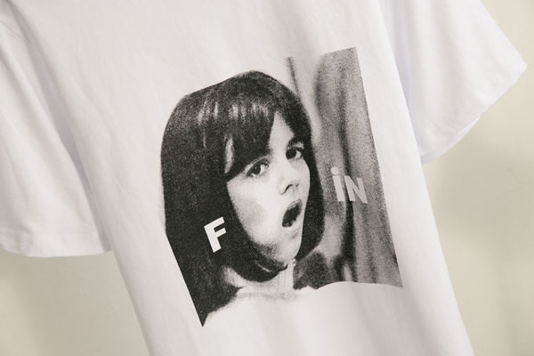 Γυναικείο μπλουζάκι σε λευκό με εκτύπωση