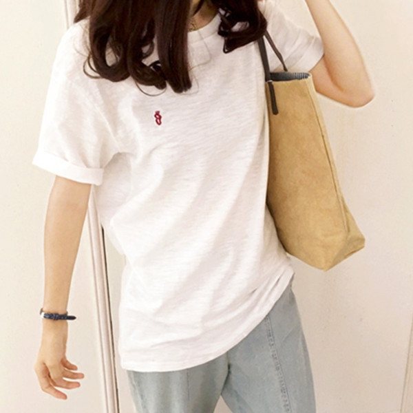 Alkalmi póló rövid ujjal, fehér színben, O-nyakkal