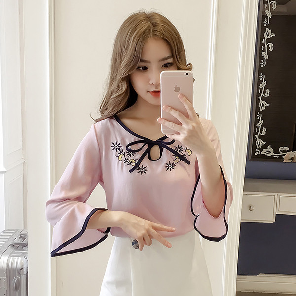 3/4 széles ujjú női ing virágos hímzéssel