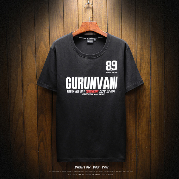 Ανδρικό αθλητικό μπλουζάκι με ανοιχτό κολάρο και μαύρο χρώμα