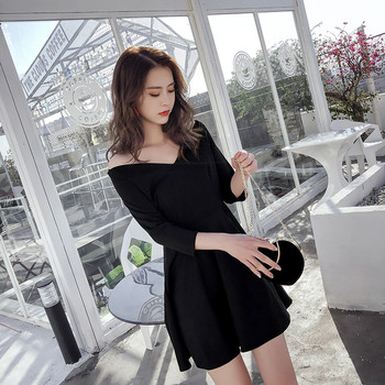 Γυναικείο φόρεμα για την Άνοιξη και το Φθινόπωρο με V-λαιμό