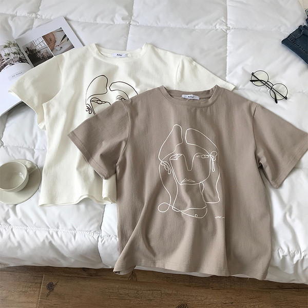 Γυναικεία T-shirt με κολάρο σε σχήμα O σε δύο χρώματα