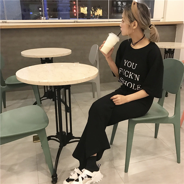 Stílusos női nadrág magas derékkal, széles modell fekete színben