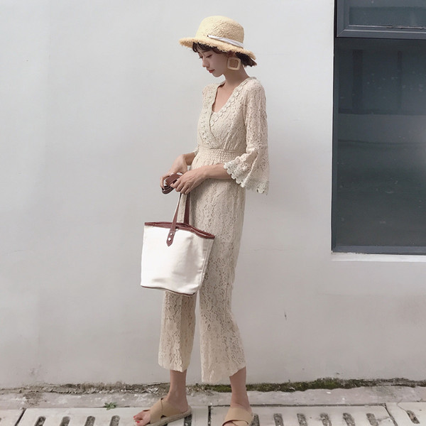 Stílusos női csipke kombiné V-nyakkal - 3 színben