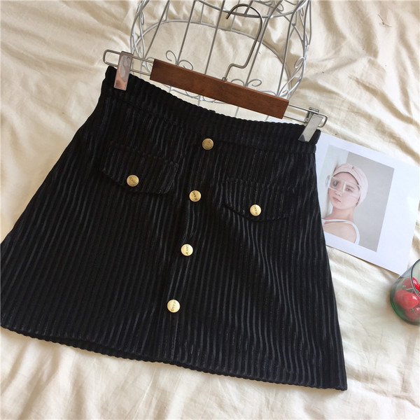 Lezser női szoknya magas derekú retro stílusú fekete színben