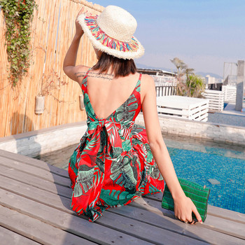 Μακρύ καθημερινό γυναικείο  φόρεμα  με λεπτές λωρίδες και ασύμμετρο μήκος σε κόκκινο χρώμα με έγχρωμη εκτύπωση