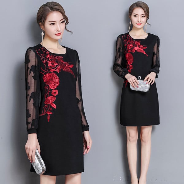 Elegáns női ruha átlátszó ujjal és hímzéssel két színben