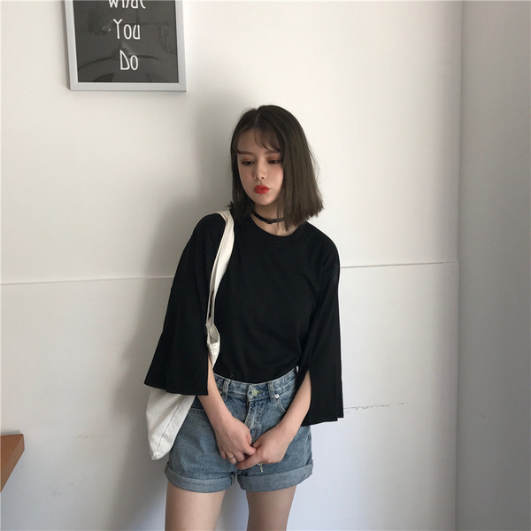 Κομψή casual γυναικεία μπλούζα με 3/4 μανίκι σε λευκό και μαύρο χρώμα