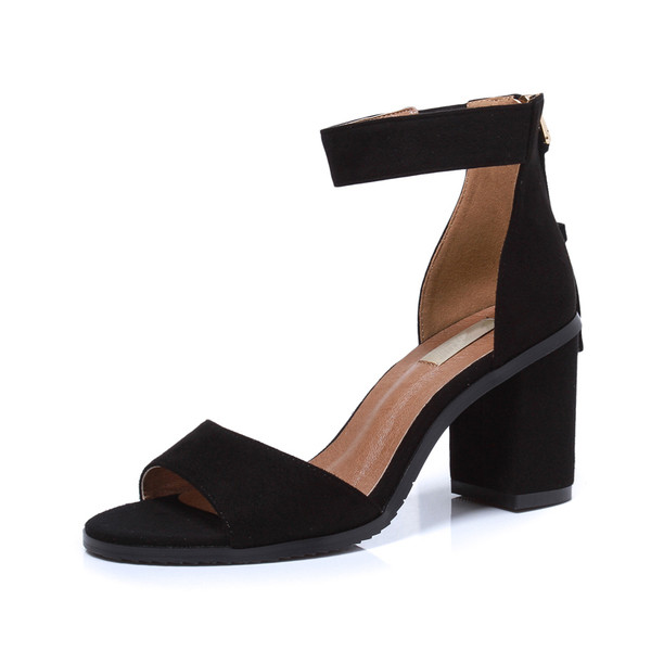 Vastag sarkú női szandál két színben cipzárral és medállal