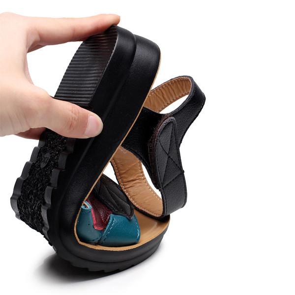 Sandale de dama din imitatie de piele in diferite modele si culori