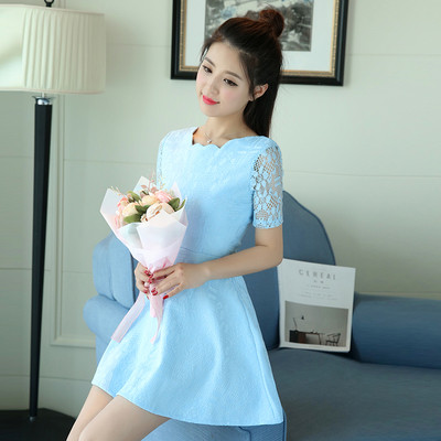 Κομψό γυναικείο φόρεμα με μανίκια δαντέλας σε διάφορα χρώματα