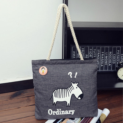 Geanta dama casual cu manere lungi si aplicatie - mai multe modele