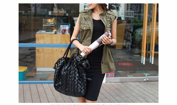 Κομψό γυναικείο αθλητική, καθημερινό φόρεμα σε μαύρο χρώμα