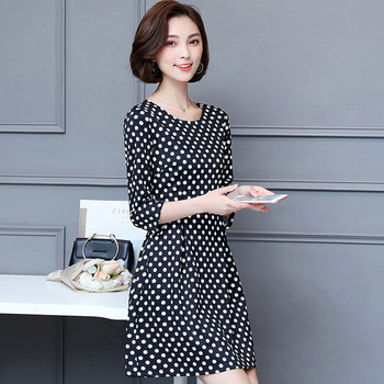 Μοντέρνο γυναικείο φόρεμα με δαντέλα σε σχήμα O σε μαύρο χρώμα