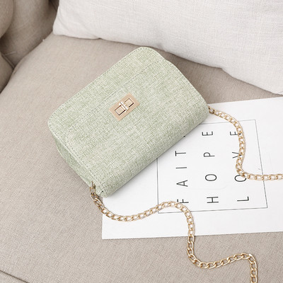 Geanta de dama moderna cu inchizatoare metalica cu maner lung metalic in trei culori