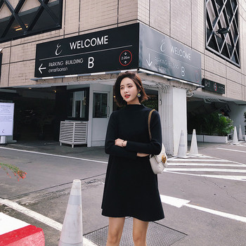 Απλό γυναικείο, καθημερινό, κοντό  freestyle φόρεμα σε μαύρο χρώμα