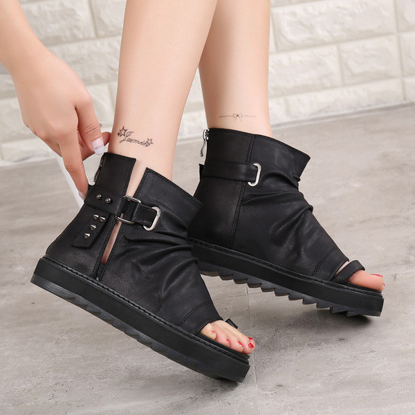 Sandale de damă deasupra gleznei cu degete deschise și talpă plată