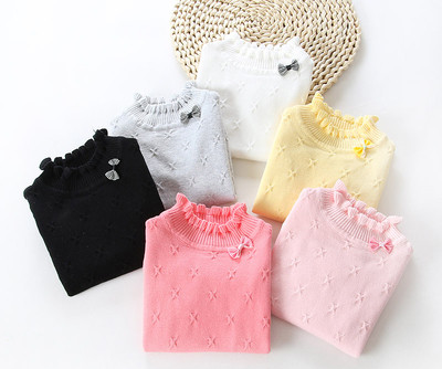 Нежен детски пуловер за момичета с интересна О-образна яка и мини декорациика в много и разични цветове
