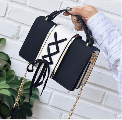 Modern női táska hosszú füllel több színben