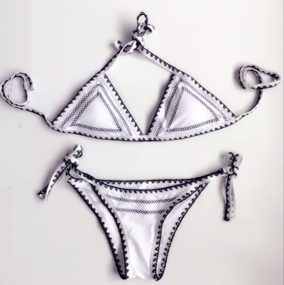 Γυναικείο μαγιό σε μαύρο και άσπρο χρώμα