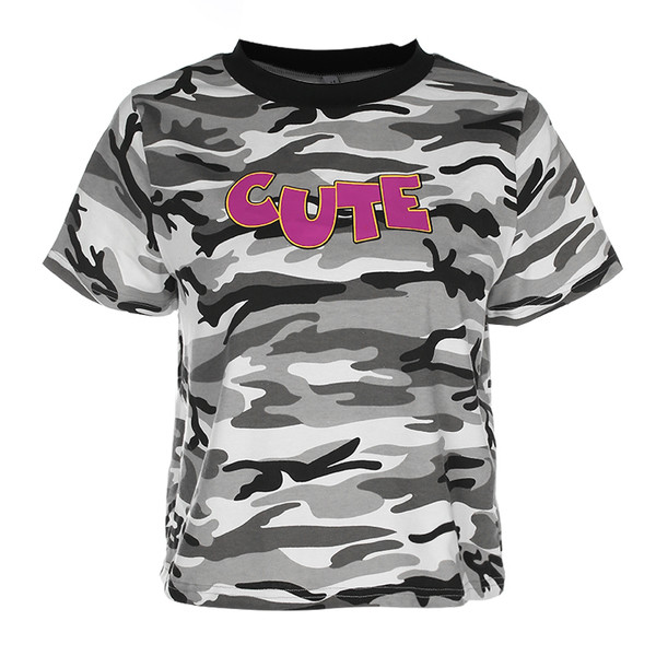 Casual γυναικείο μπλουζάκι σε χρώμα καμουφλάζ με επιγραφή