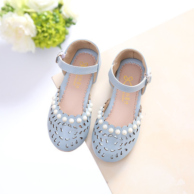 Stílusos alkalmi szandál lányoknak - két modell