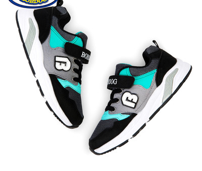 Αθλητικά παιδικά  πάνινα παπούτσια σε διάφορα χρώματα με λουράκια βελκρό και κορδόνια 