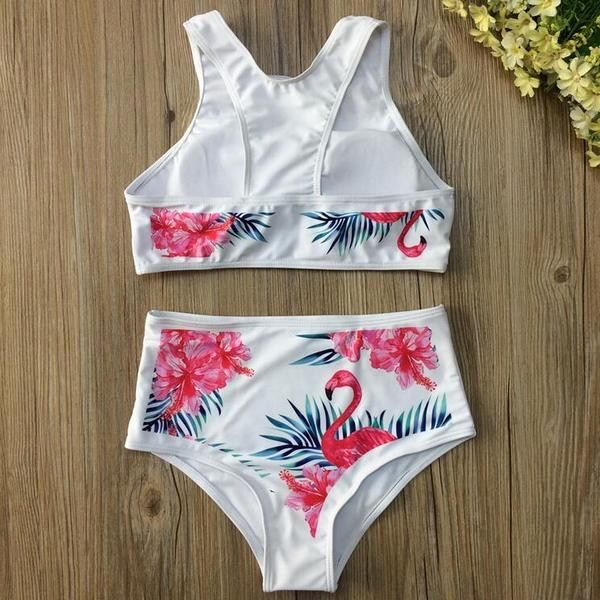 Γυναικεία μαγιό σε δύο μοντέλα με ψηλό μέση