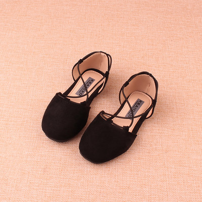 Stílusos keresztkötős gyerekszandál lányoknak, zárt modell több színben