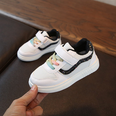 Tavaszi gyerek tornacipő lányoknak matricákkal és fényes részecskékkel három színben